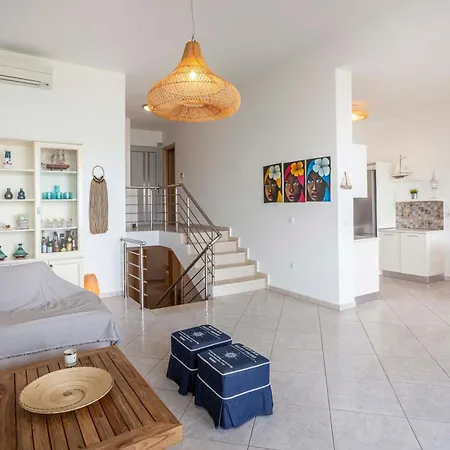 Seapalm House *